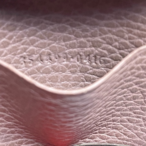 AUTHENTIC Rare Gucci Leather Swing Key Case with Pink Interior, VG condi… - Picture 14 of 14